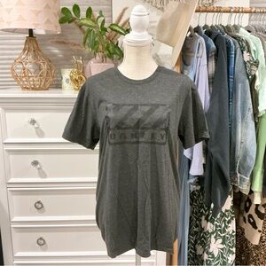 Oakley | Dark Gray Heathered Graphic Tee size M